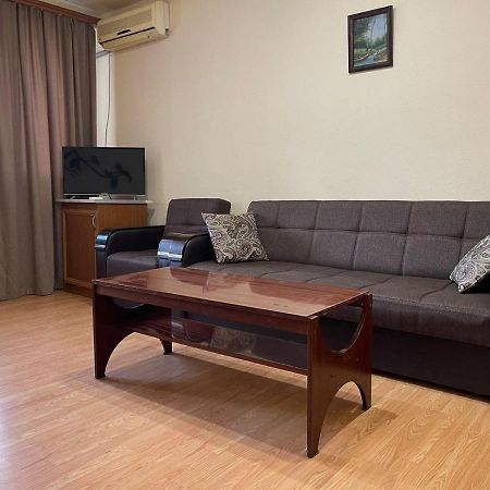 Apartment In Yerevan, Centre Bagian luar foto